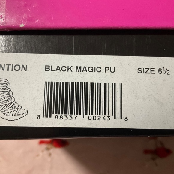 NIB Miranda Lambert Black wedge sandal Size 6 1/2 4.25” heel Back zip Gladiator - Picture 4 of 13